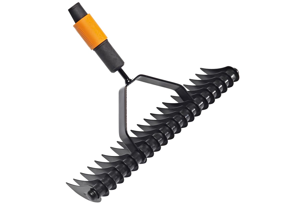 grebla-pentru-aerat-gazonul-quikfit-fiskars-135513