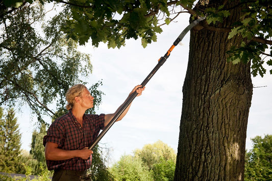 Coada telescopica QuikFit 140 - 240 cm, Fiskars 136042