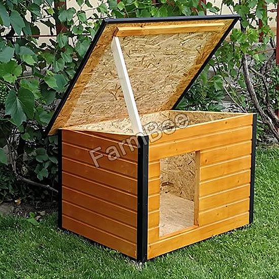 Cusca caine DCI izolata / lambriu lacuit / acoperis rabatabil carton bituminat (marime 4)
