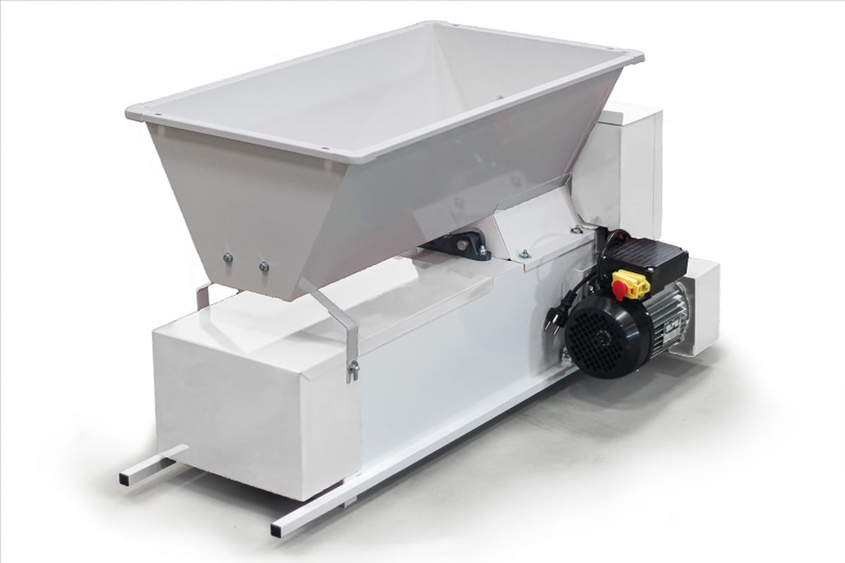 Desciorchinator-zdrobitor cu motor electric Eno 3 Smalto / 750 w/ 1200 kg/h, Enoitalia