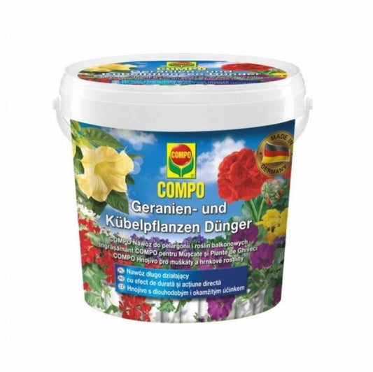 Ingrasamant pentru muscate si plante de balcon (800 g), Compo 3247