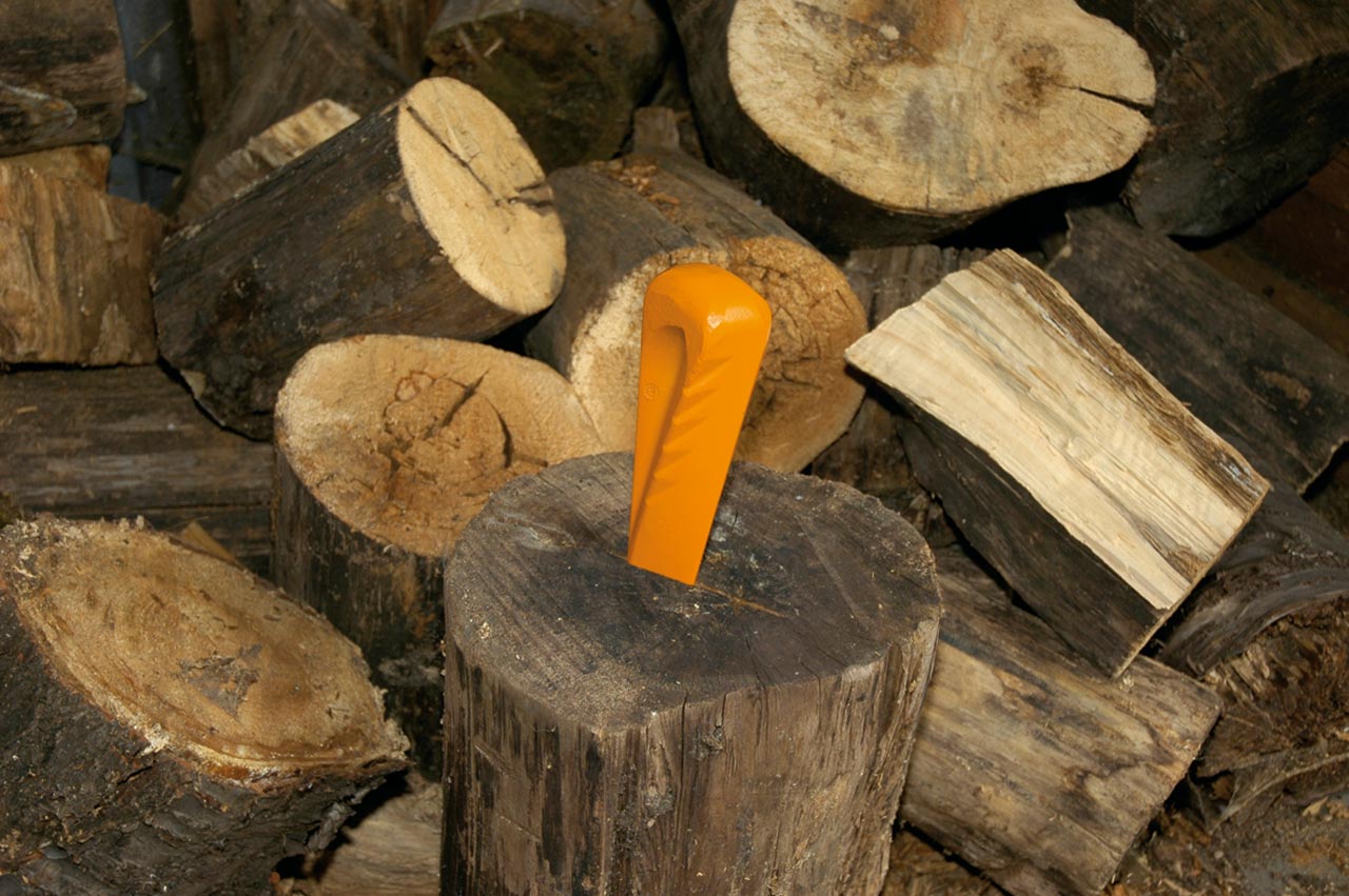 pana-pentru-despicat-elicoidala-fiskars-120020