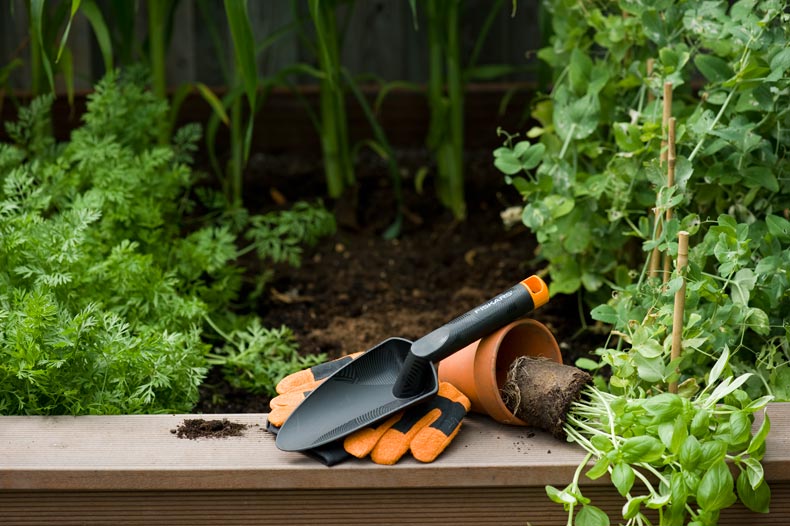 Plantator FiberComp 32 cm, Fiskars 137000