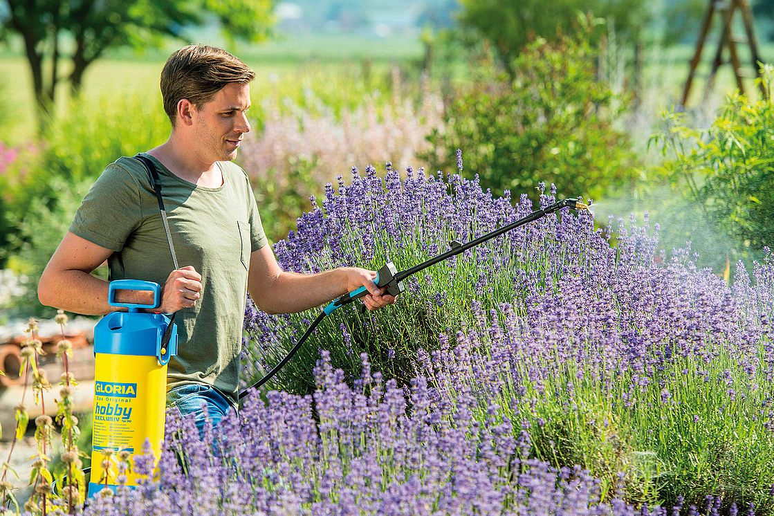 pompa-de-stropit-manuala-hobby-exclusiv-cu-tija-telescopica-58-100-cm-3-bar-5-l-gloria